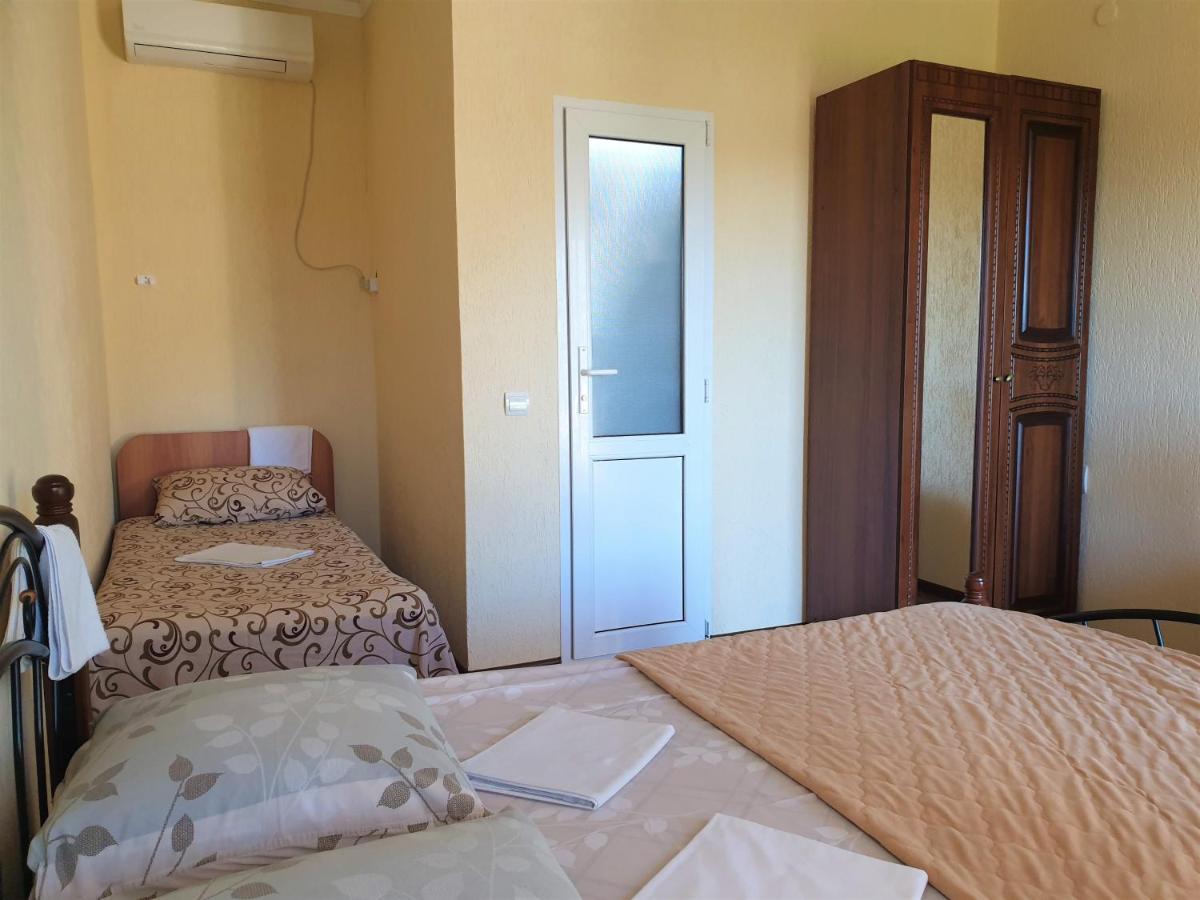 Guest House Lykhny Gagra Exteriér fotografie