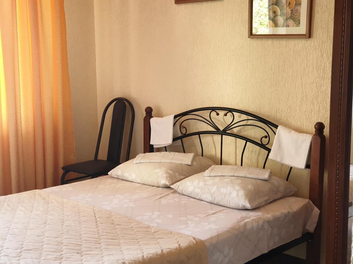 Guest House Lykhny Gagra Exteriér fotografie